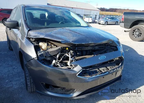 2017 Ford Focus S из США, поврежденный, VIN 1FADP3E25HL270057